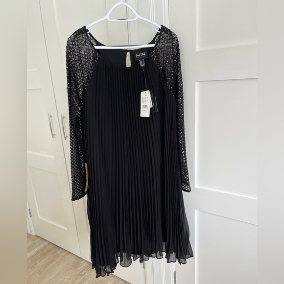 Joseph Ribkoff Dresses & Skirts - Joseph Ribkoff Black Pleated Midi Dress with Sequin Sleeves